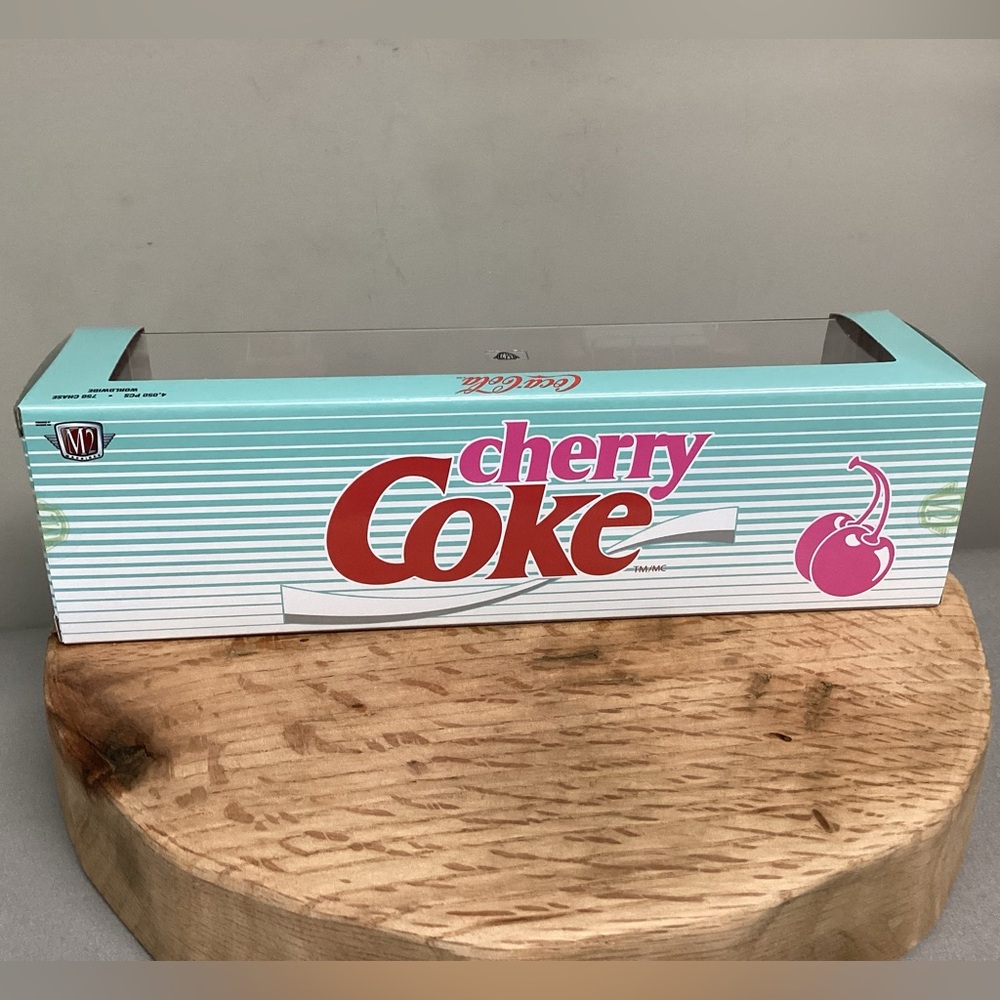 🔴 NWT - Diecast Cherry Coke Collectible Set - 1948 Ford Parcel Trk & 1966 Bronco - Picture 10 of 16